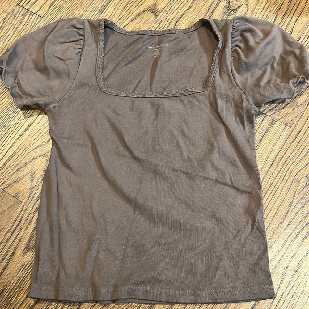 Brandy Melville 100% cotton brown t-shirt
